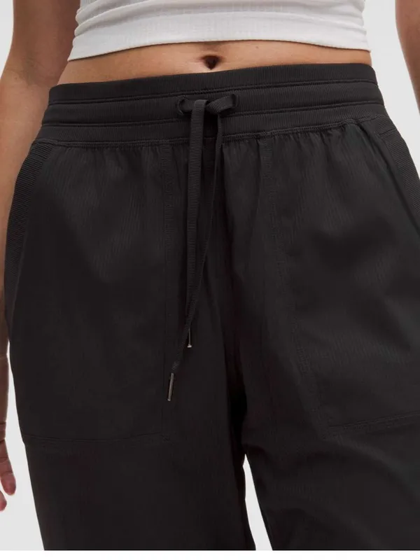 Lululemon Dance Studio Mid Rise Cropped Pant Sz 8 - Image 6