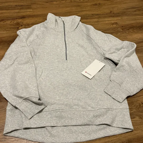 Lululemon Scuba Oversized Funnel Neck Half Zip - New with tags - M/L - Image 2