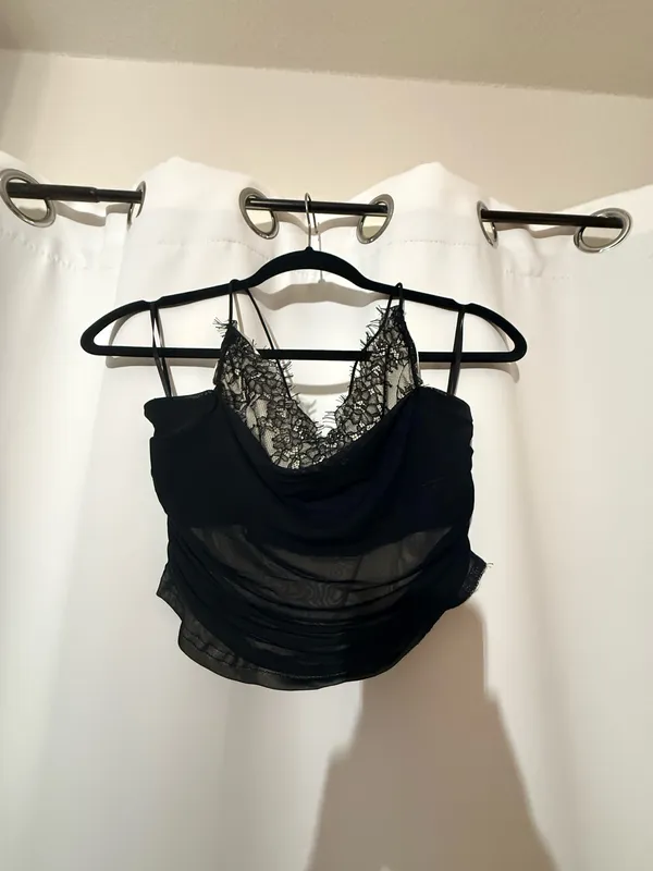 Bundle: Going out tops - Image 10