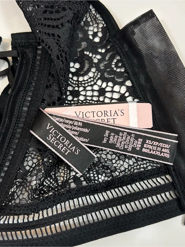 Victoria’s Secret Black Lace Crop Top Sheer Lace XS Whimsigoth Witchy - Image 3
