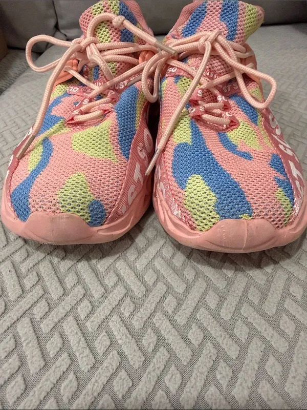 Just So So Women's Pink Camouflage Lace Up Tennis Shoes Size EU 39 - Image 9