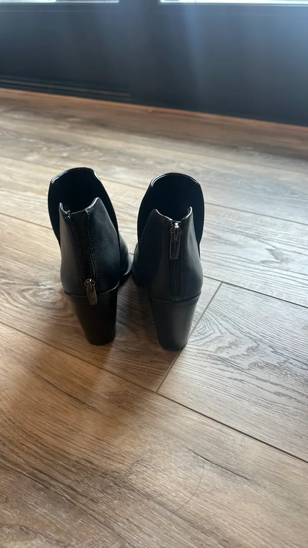 Vince Camuto Gigietta Booties - Image 6