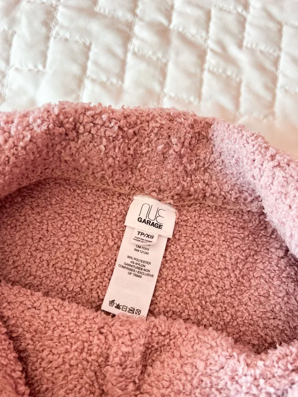 Garage Fuzzy Pink Shorts Size XS - Image 3
