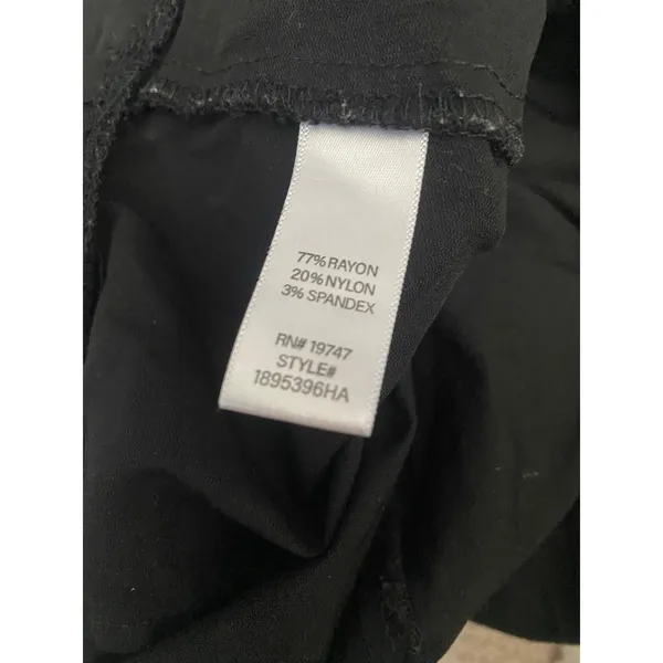 Counterparts Black Capri Button Accent Ankles Skinny Dress Pants Size M - Image 5