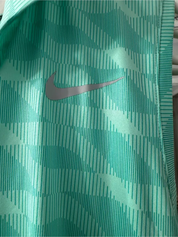 Nike Dri-FIT Sleeveless Golf Polo in Mint Green - Image 2