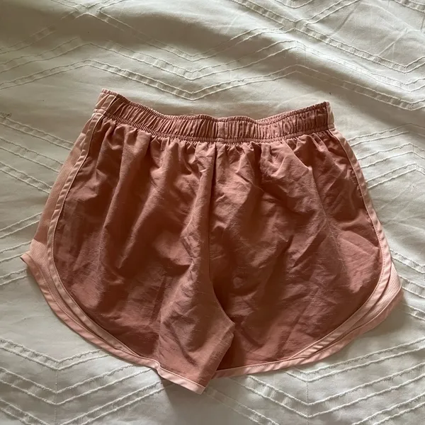 Women’s Nike Tempo Shorts Size Medium - Image 2