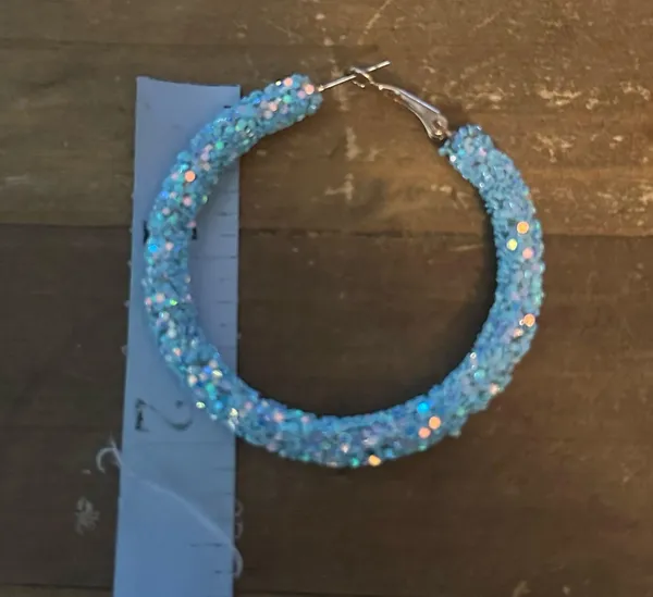 Light blue sparkly glitter hoop earrings - Image 3