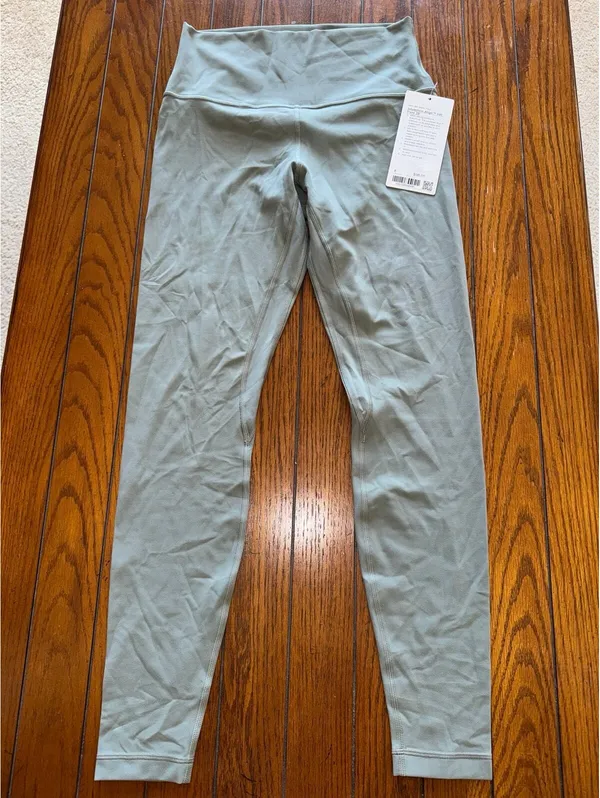 Lululemon Align High Rise 28” Willow Leaf Size 8 NWT - Image 3