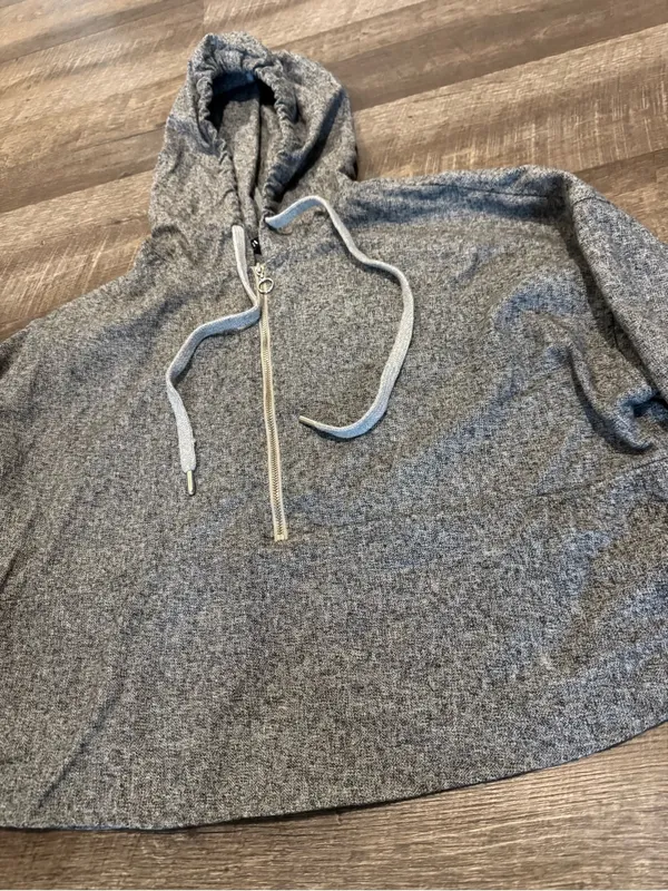 Zara Heathered Grey Half-Zip Hoodie - Image 2