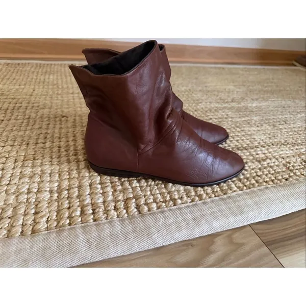 Vintage Nine West Dinah Soft Leather Slouch Ankle Boots Brown Minimalist - Image 2