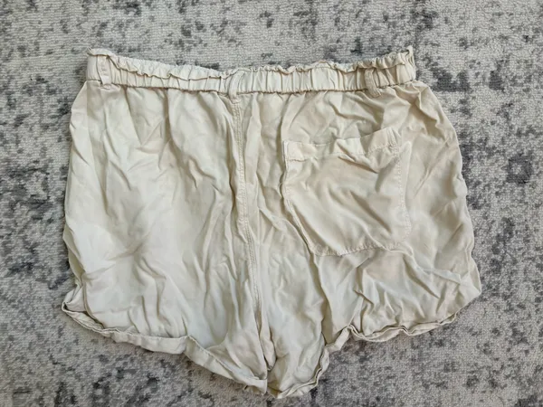 Aerie Shorts Flowy cream - Image 2