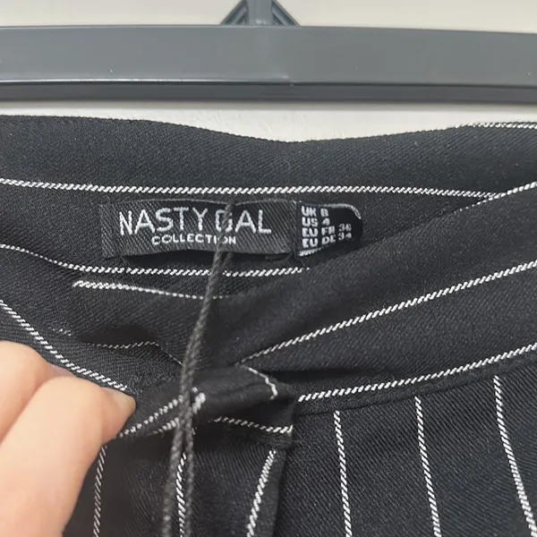 Nasty Gal NWT Pinstripe High Waist Tapered Pant - Image 4