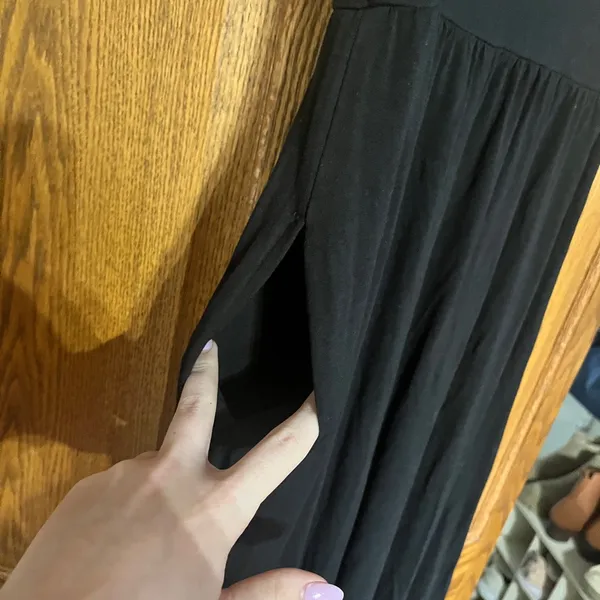 Casual Black Sleeveless Dress with pockets - Image 3