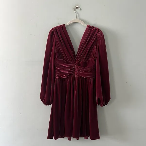 NWT Gianni Bini Mariah 3/4 Sleeve‎ Plunging V-Neck Burgundy Velvet A-Line Dress - Image 5