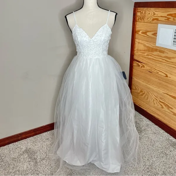Lulus Graceful Beauty White 3D Floral Tulle Sleeveless Maxi Dress XS NWT - Image 2