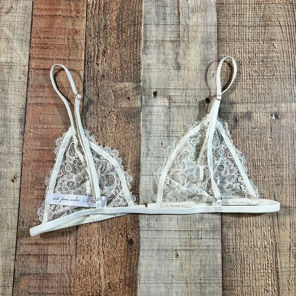 Out From Under Ivory Eyelash Lace Triangle Bralette Adjustable Boho Lingerie L - Image 5