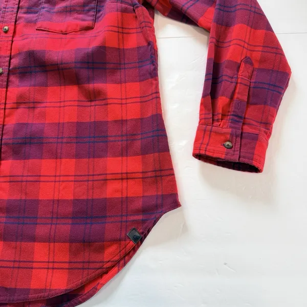LL Bean Whisper Lodge Red Plaid Flannel Button Up Shirt Pockets LARGE - Image 6