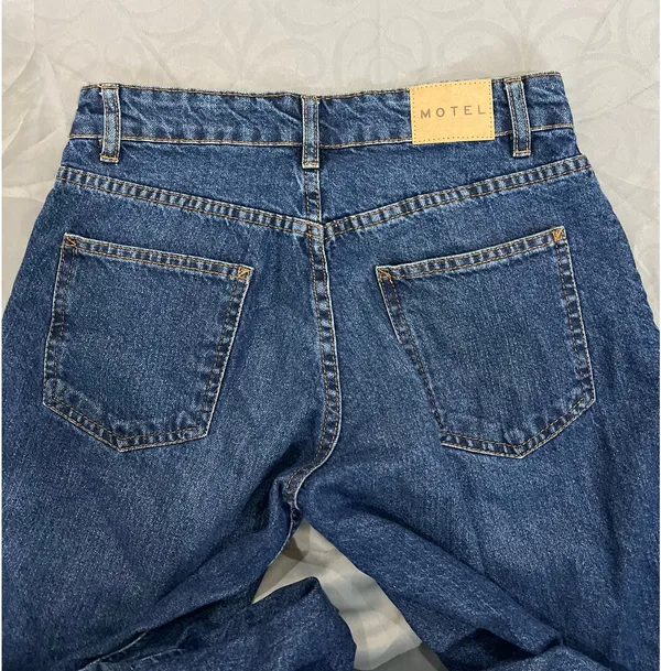 MOTEL denim jeans size 26 parallel leg - Image 8