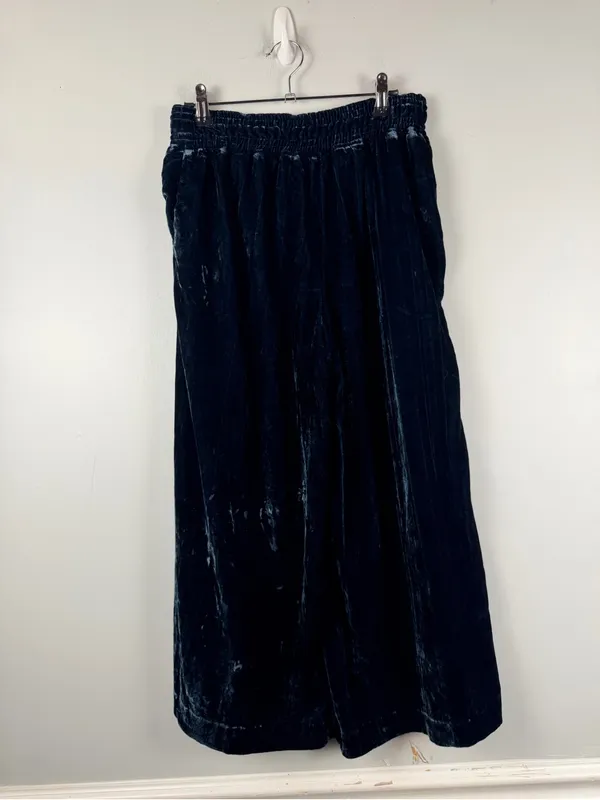 Anthropologie Hei Hei Blue velvet wide leg culottes size XS READ - Image 5