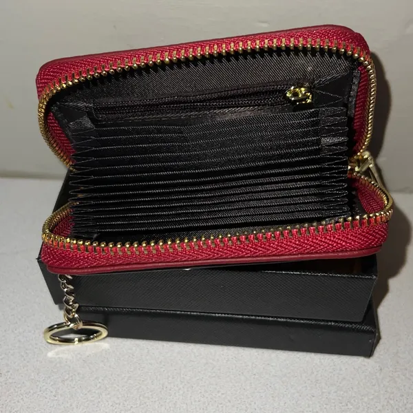 Bee Chic Burgundy Wallet with Gold Bee Detail RDIF tech - Image 4