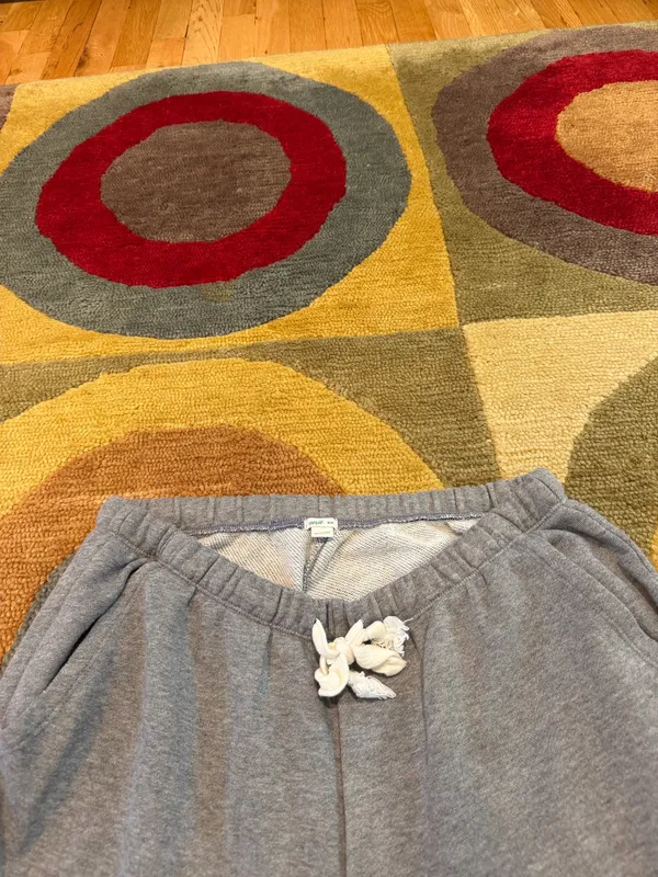 Aerie Grey Knit Sweatpants Joggers Jogger Pants Drawstring Pockets Size Medium - Image 3