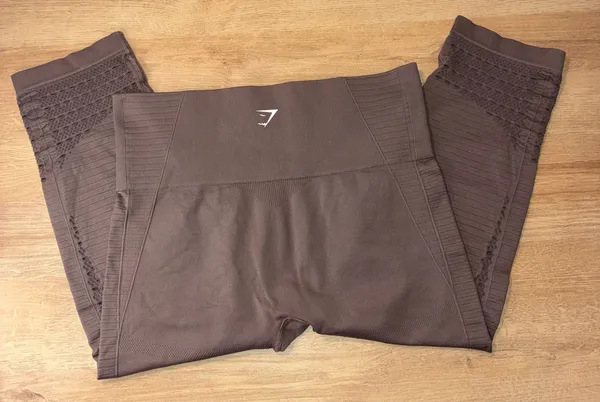 Gymshark Energy+ Seamless Cropped Leggings Size Small Adjustable- Brown - Image 4