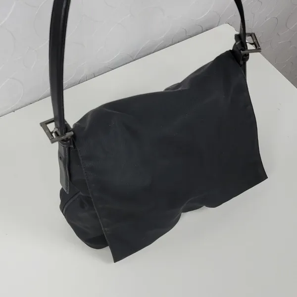 Vintage Coach Mercer 7424 Women Shoulder Bag Black Nylon Leather Twill Flap - Image 4