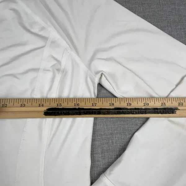 Athleta Pullover Womens‎ Medium White Long Sleeve 1/4 Zip Moisture Wicking - Image 5