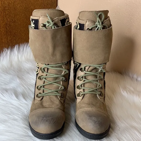 Kelsi Dagger Ilya Snowflake Boots Size 7 - Image 6