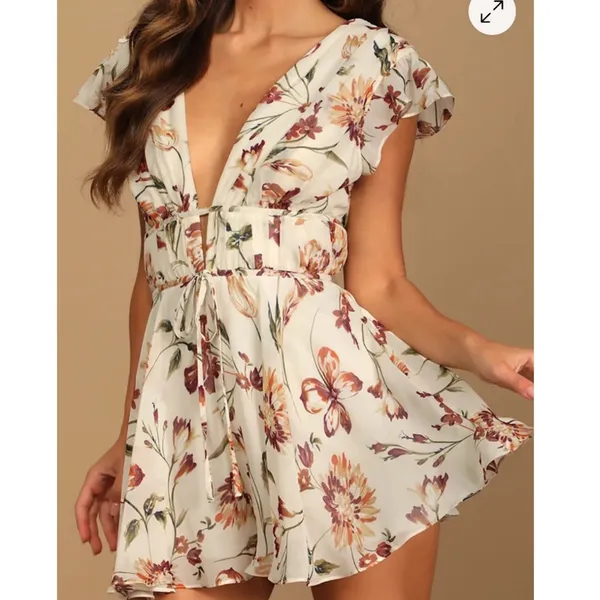 Lulus Flirty Ways Cream Floral Print Flutter Sleeve Romper - Image 2