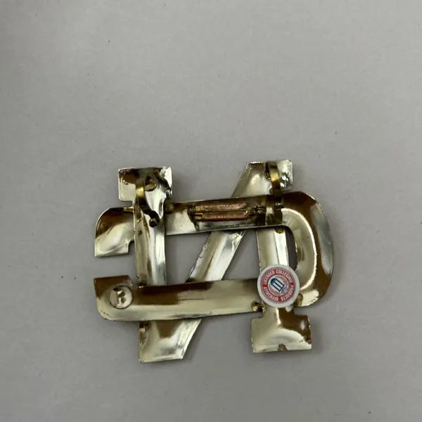 Interlocking NC Logo Brooch Pin/ Pendant Two Tone Gold Silver Vintage NCAA UNC - Image 2