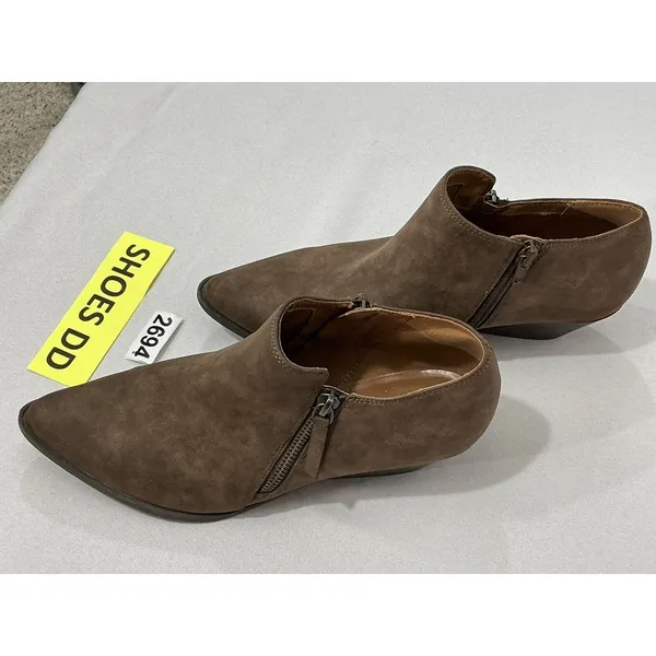 Womans Indigo Rd 8 M Brown Pointed Toe Zip Up Bootie - Image 3