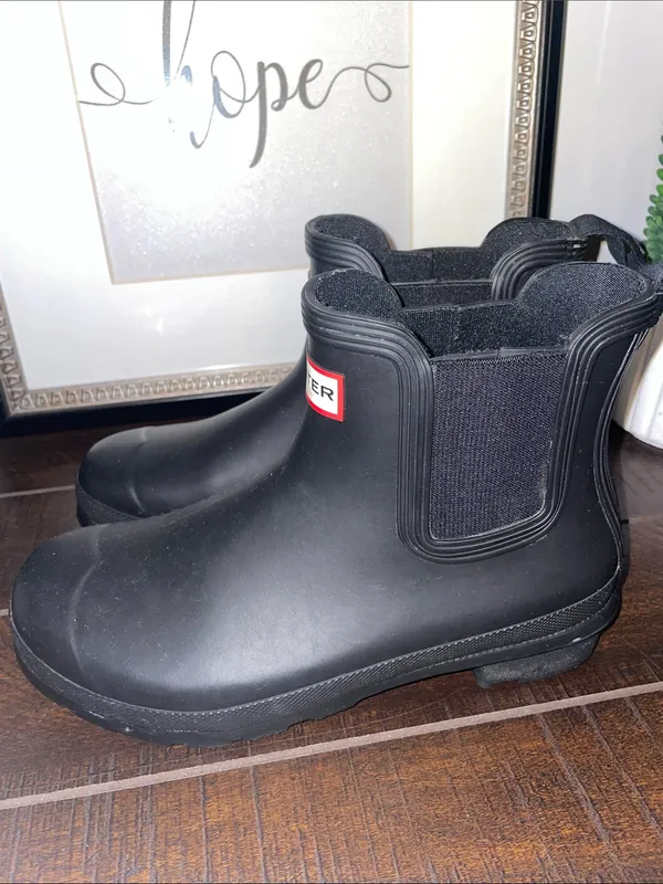 Hunter Original Black Short Chelsea Rain Boots Size 7 - Image 6