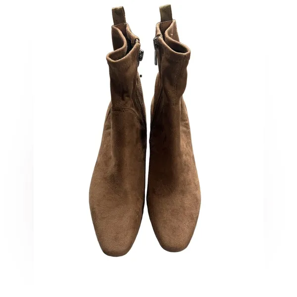 Donald J. Pliner‎ Size 7 Stretch Saddle Suede Brown Boots NWOT - Image 4