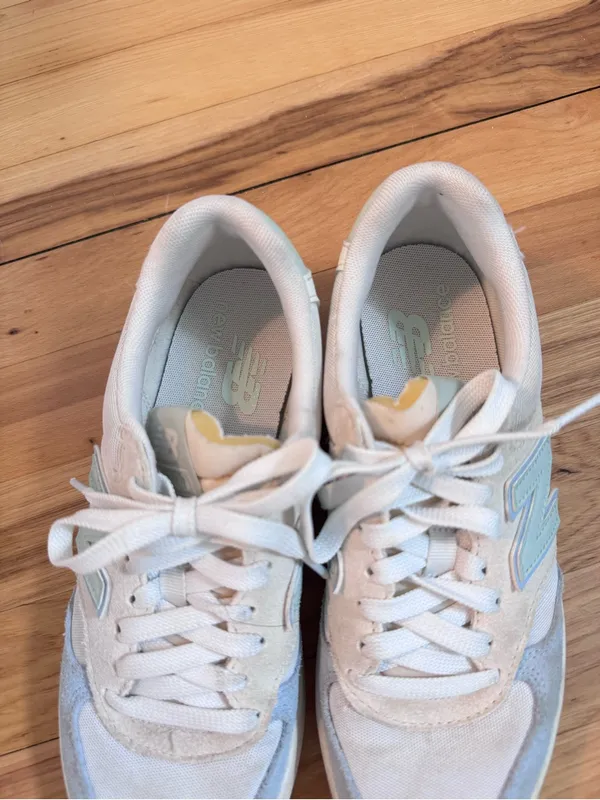 New Balance Women'S 300 Court Sneakers - Image 4