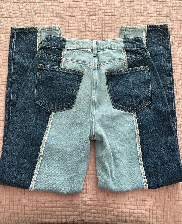Mom Jeans - Image 2
