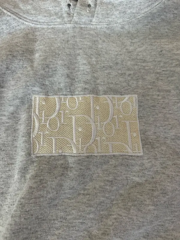 Embroidered Hoodie Gray Size M - Image 2