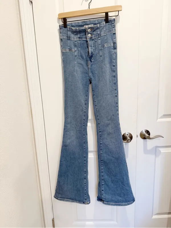 FREE PEOPLE WE THE FREE Jayde Flare Jeans High Waist size 26 - Image 4
