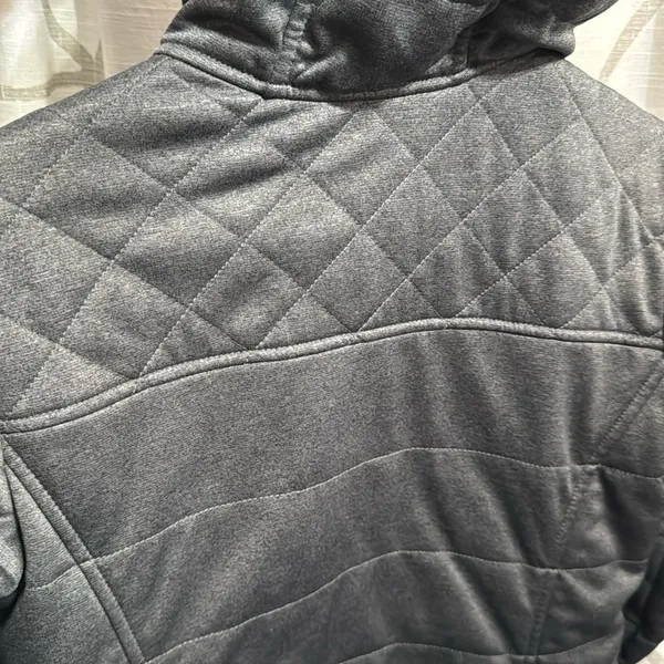 Columbia Gray Puffer Jacket with Quilted Design - Image 9