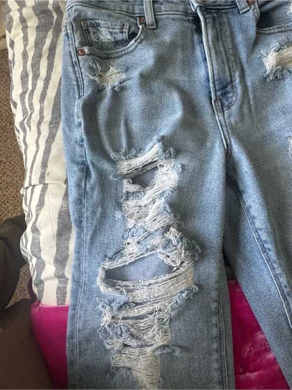 American Eagle Outfitters Light Blue Ripped Boyfriend Jeans - Image 2