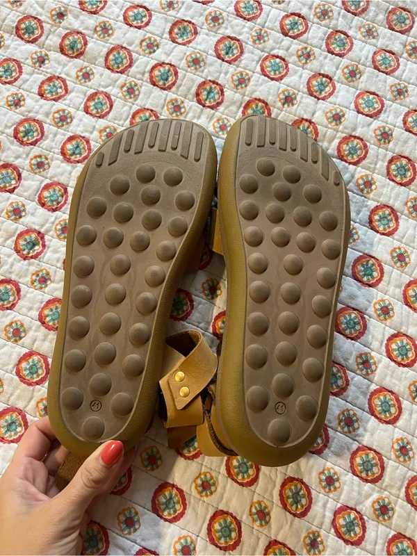 NWOT Fantasy Sandals 100% Leather Made in Greece Tan Size EU41/US 11 - Image 5