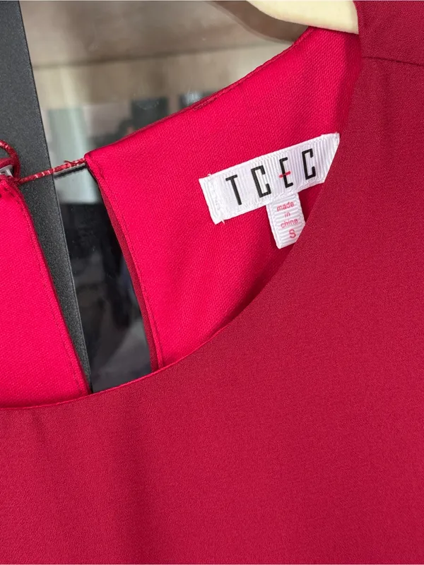Shop The Mint TCEC Crimson ruffle tiered mini dress maroon a&m alabama pleated short sleeve - Image 3