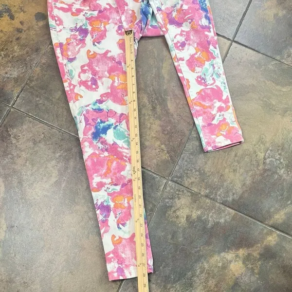Levi's Watercolor Floral Ankle Length Denim Skinny Legging 31 - Image 2