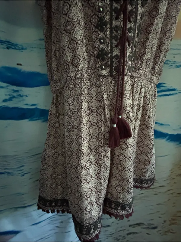 American Eagle Boho Lace-Up Tassel Romper in Cream & Burgundy SM NWOT - Image 6