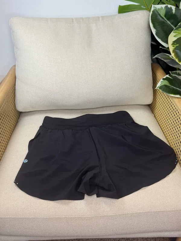 Lululemon Fast and Free Reflective High-Rise Classic-Fit Short 3" Size 4 - Image 4