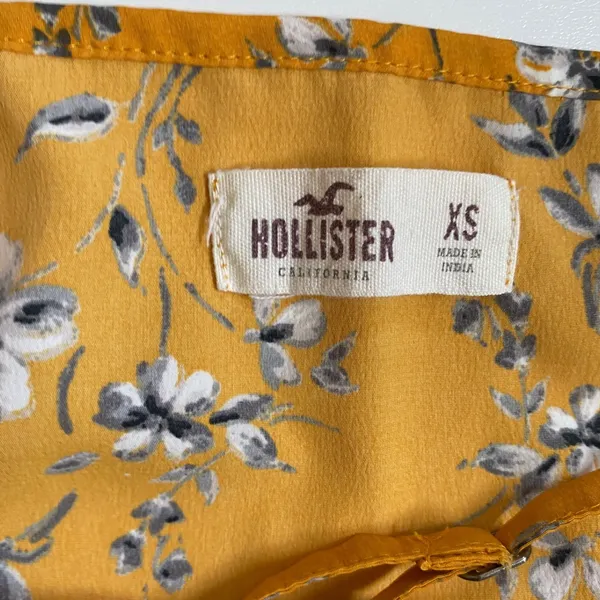 Hollister Women's Strappy Floral Tank Top - Golden XS - EUC‎ - Image 8