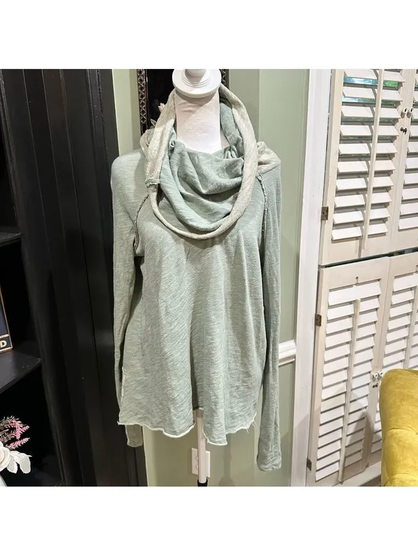 Free People Beach Moss Green Cowl Neck Pullover Size XS/S - Image 3