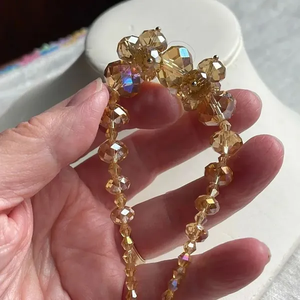 Peach glass AB coated bi-cone round facetted necklace. - Image 3