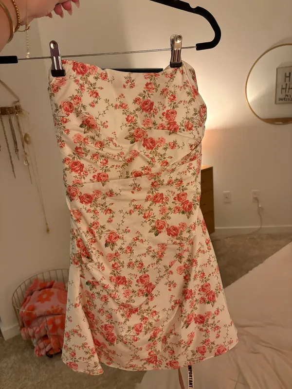 House of CB Floral Dress - Image 2