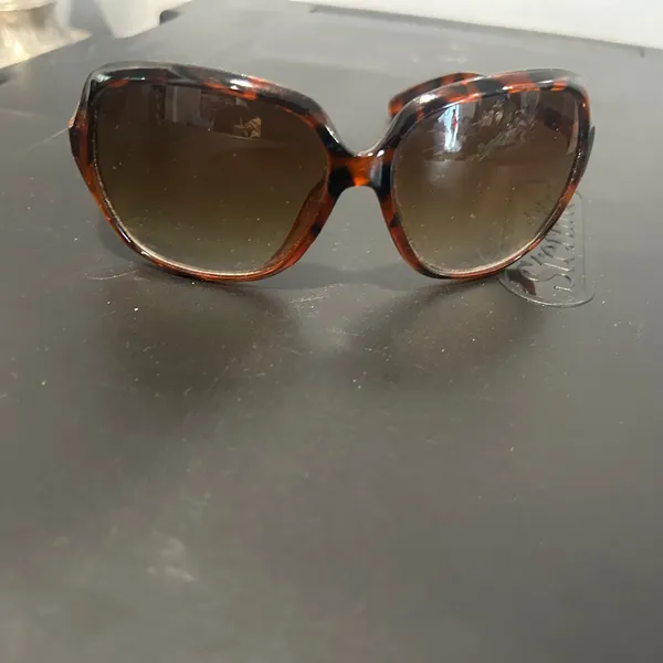 Tortoise Shell Sunglasses Brown - Image 13